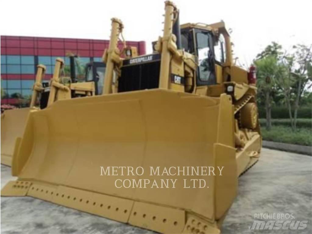 CAT D8L Telaketjupuskutraktorit