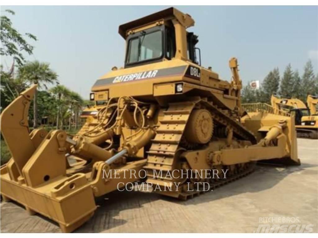 CAT D8L Telaketjupuskutraktorit