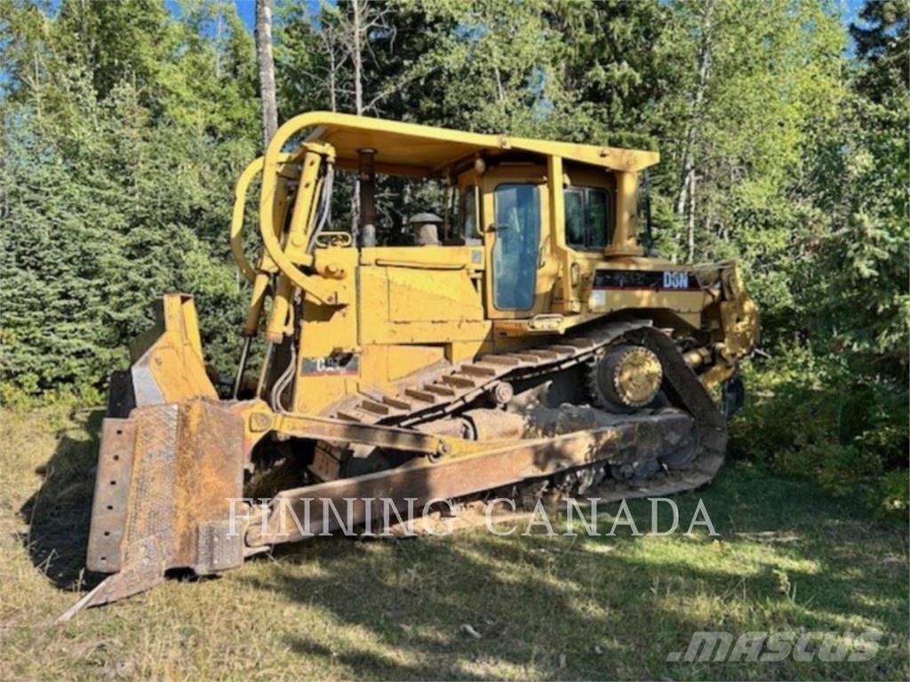 CAT D8N Telaketjupuskutraktorit