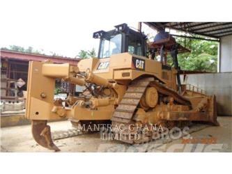 CAT D8R Telaketjupuskutraktorit