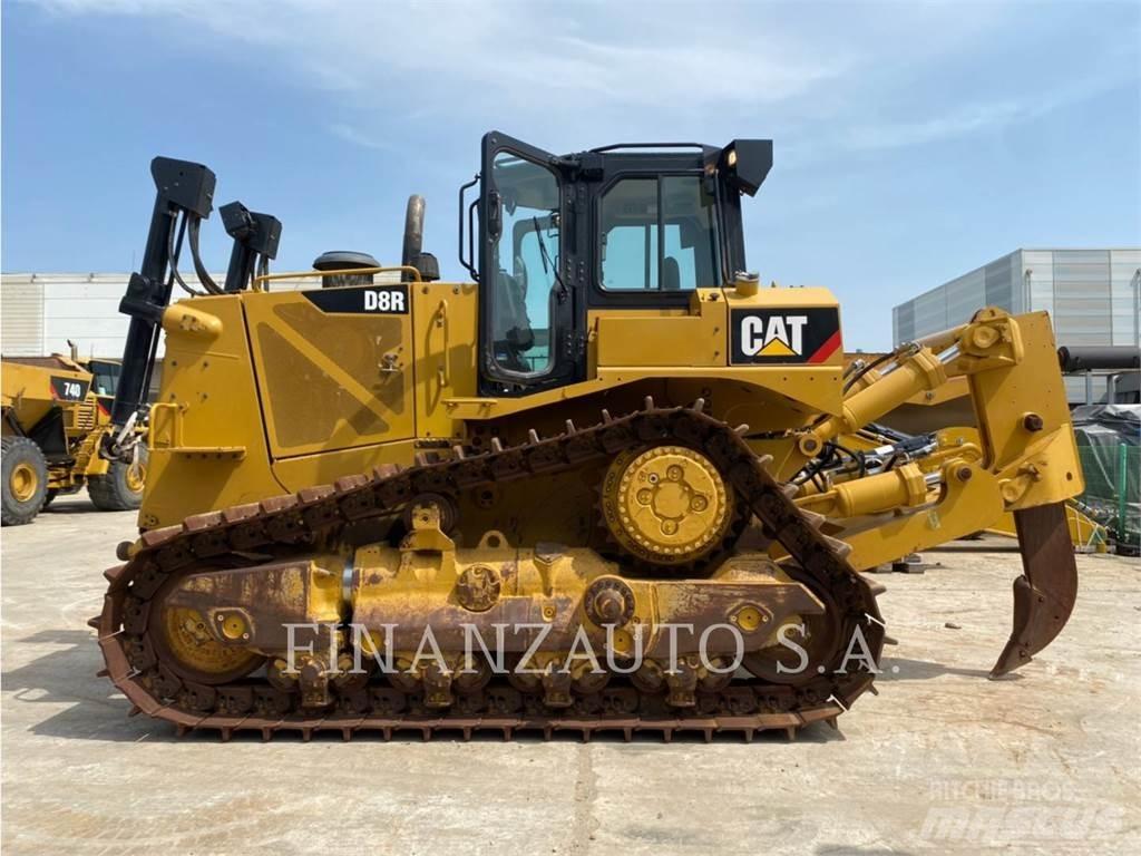 CAT D8R Telaketjupuskutraktorit