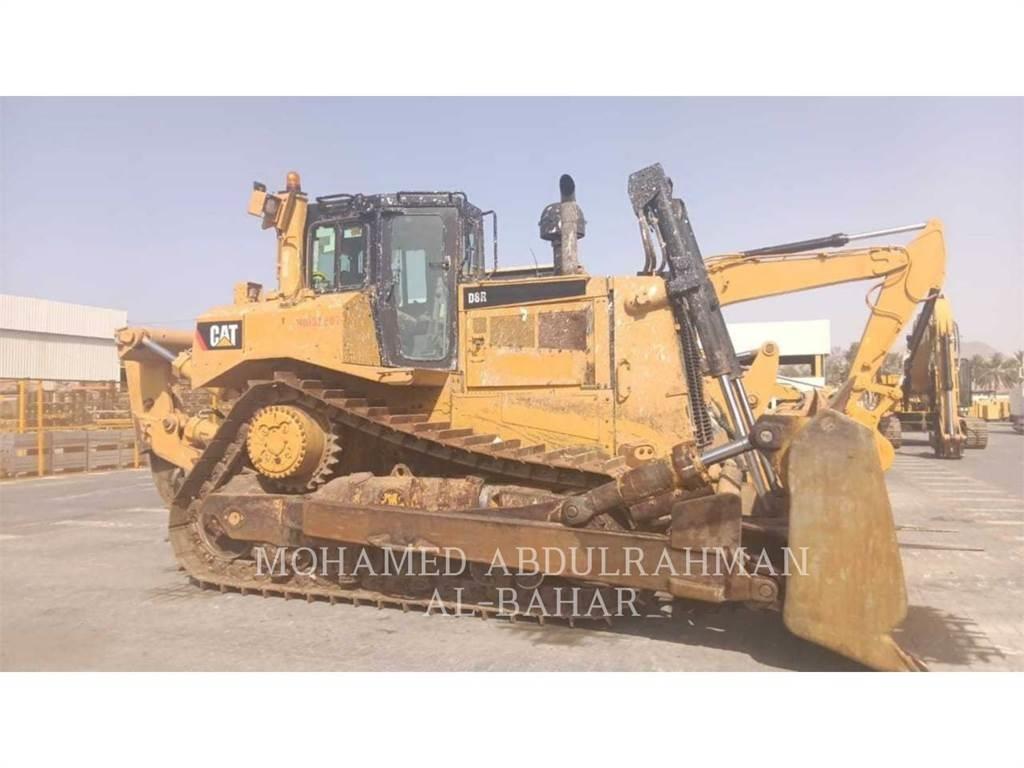 CAT D8R Telaketjupuskutraktorit