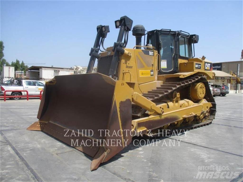 CAT D8T Telaketjupuskutraktorit