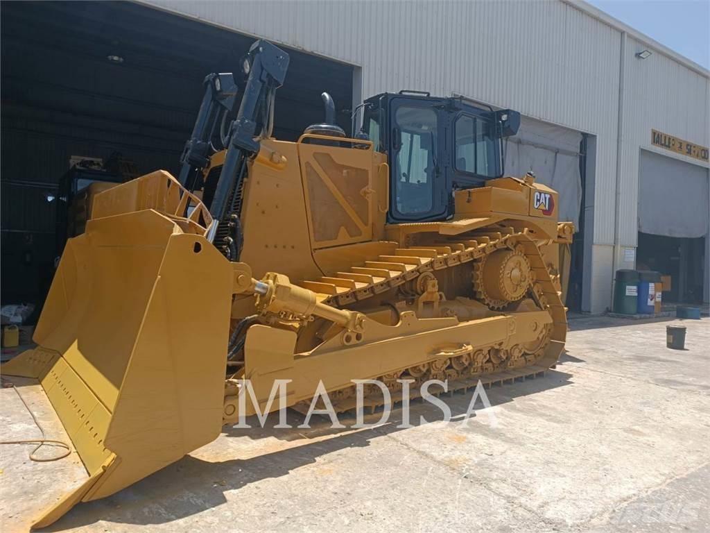 CAT D8T Telaketjupuskutraktorit