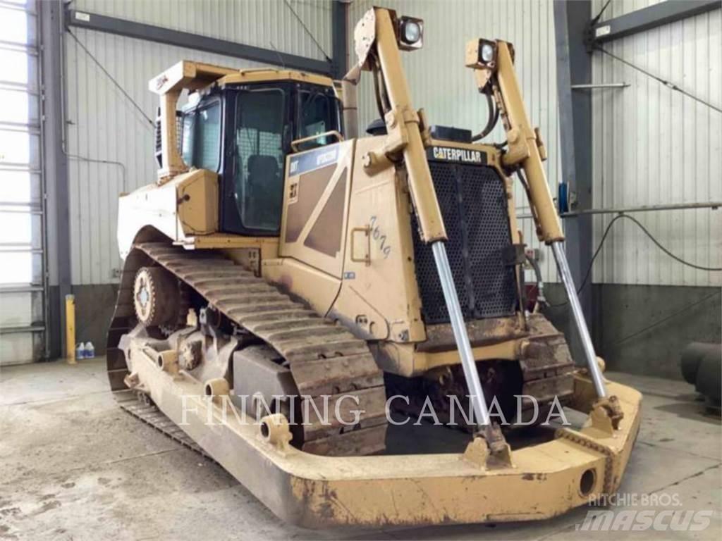 CAT D8T Telaketjupuskutraktorit