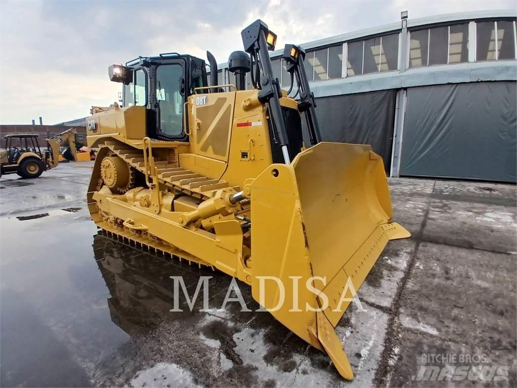 CAT D8T Telaketjupuskutraktorit