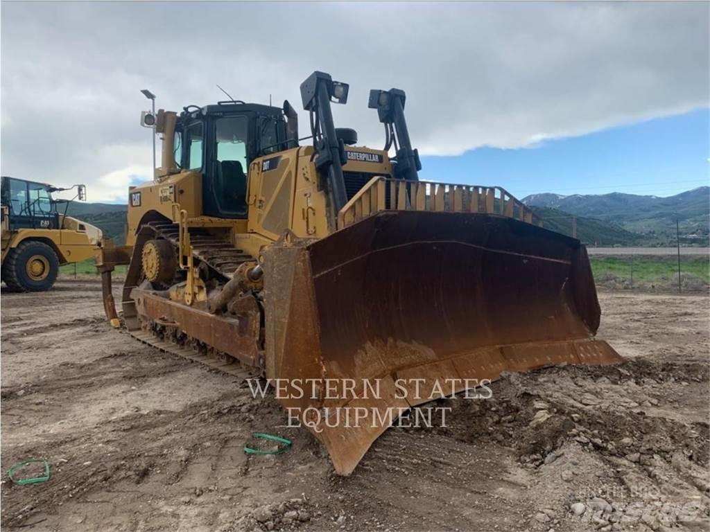 CAT D8T Telaketjupuskutraktorit