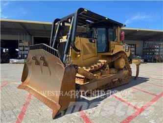 CAT D8T Telaketjupuskutraktorit