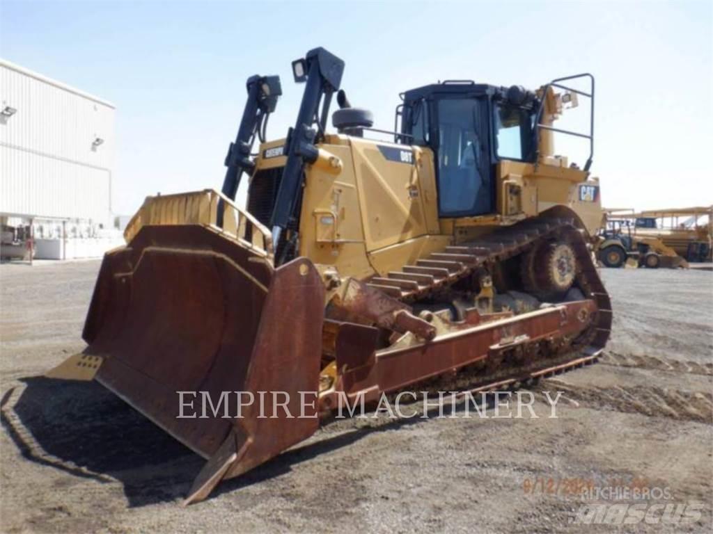 CAT D8T Telaketjupuskutraktorit