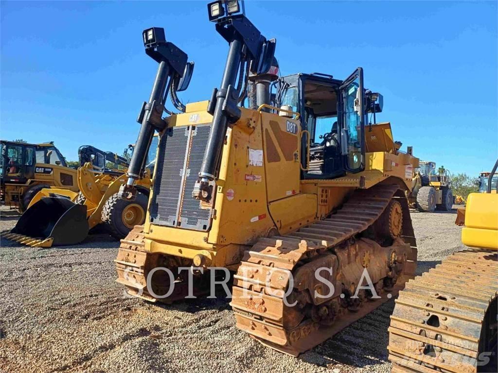 CAT D8T Telaketjupuskutraktorit