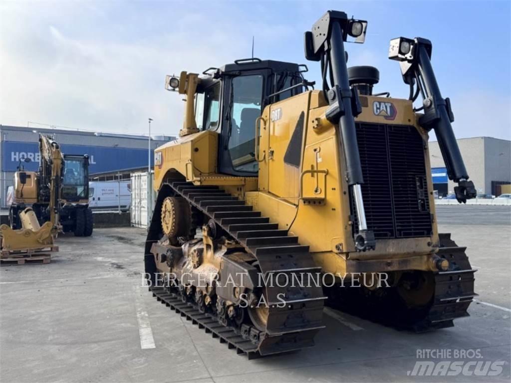 CAT D8T Telaketjupuskutraktorit