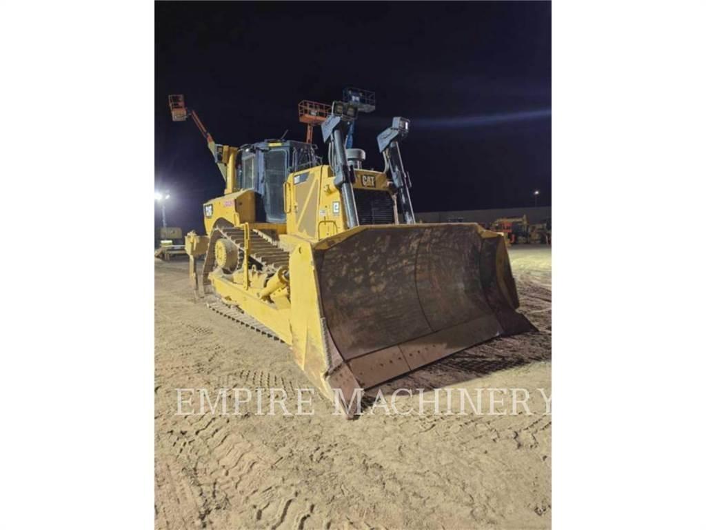CAT D8T Telaketjupuskutraktorit