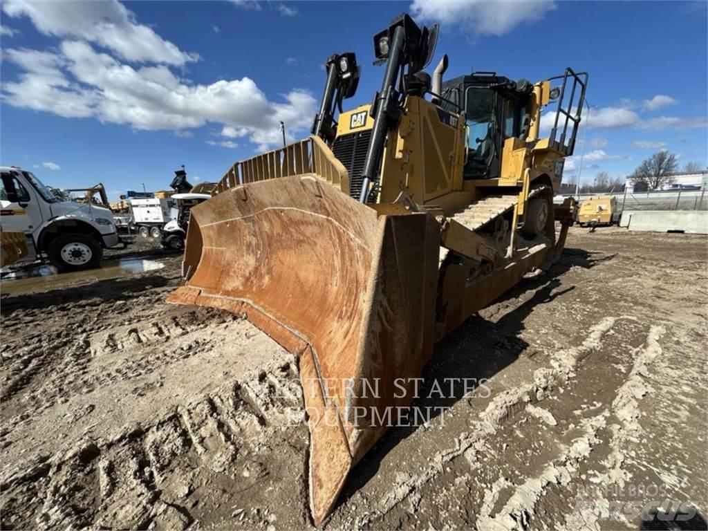 CAT D8T Telaketjupuskutraktorit