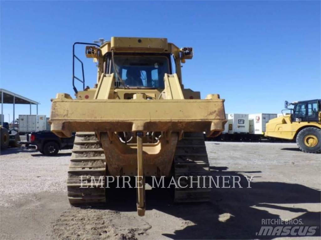 CAT D8T Telaketjupuskutraktorit