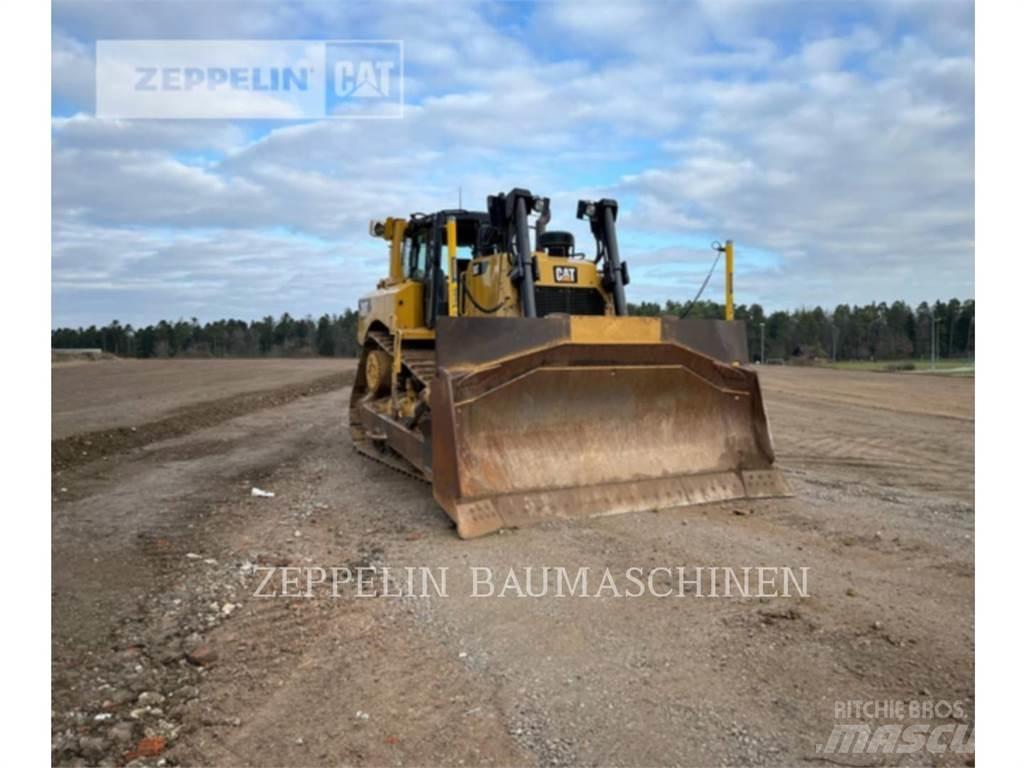 CAT D8T Telaketjupuskutraktorit