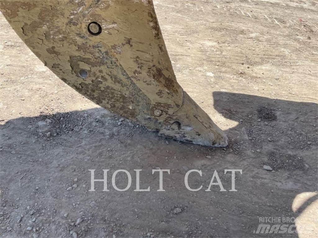 CAT D8T Telaketjupuskutraktorit