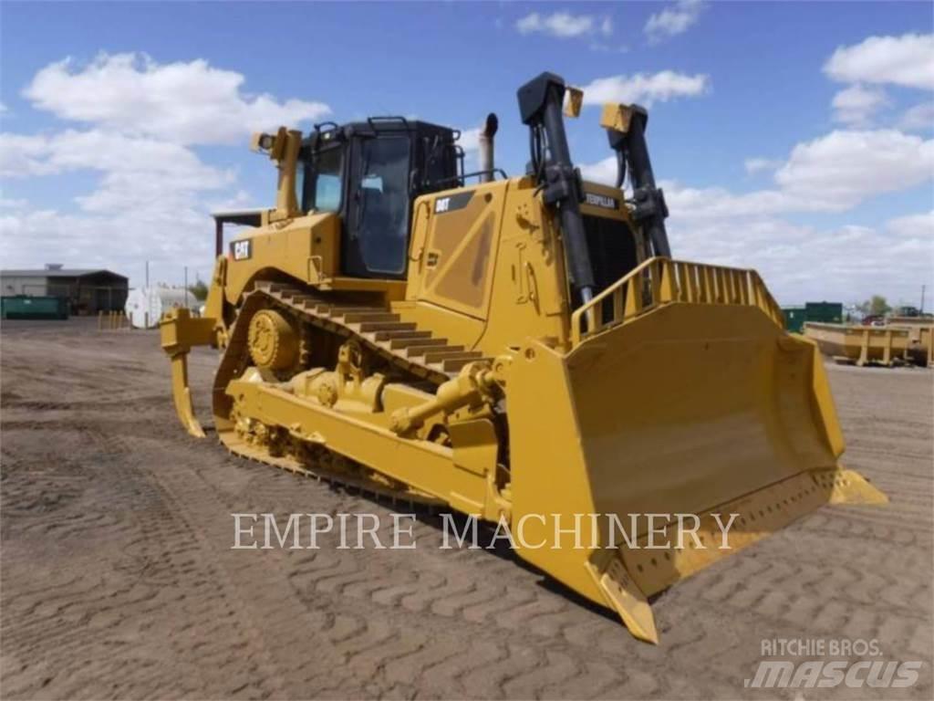 CAT D8T Telaketjupuskutraktorit