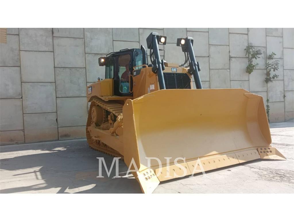 CAT D8T Telaketjupuskutraktorit