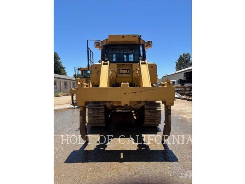 CAT D8T Telaketjupuskutraktorit