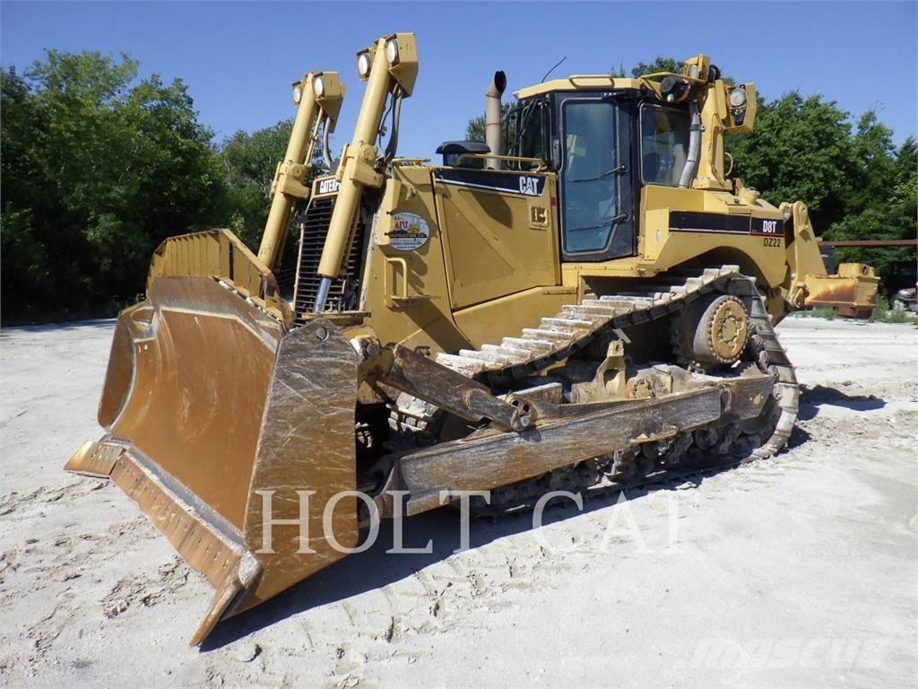 CAT D8T Telaketjupuskutraktorit