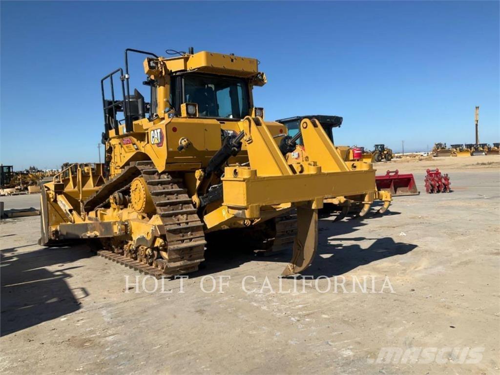 CAT D8T Telaketjupuskutraktorit