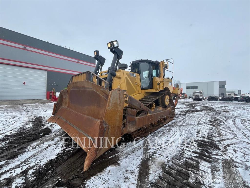 CAT D8T Telaketjupuskutraktorit