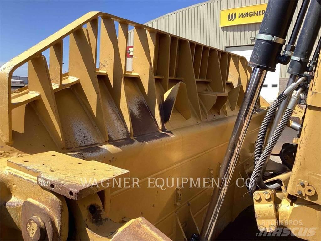 CAT D8T Telaketjupuskutraktorit