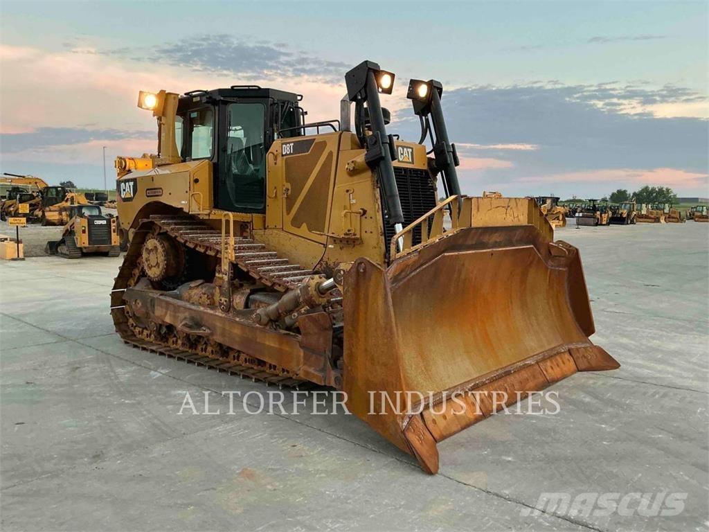 CAT D8T R Telaketjupuskutraktorit