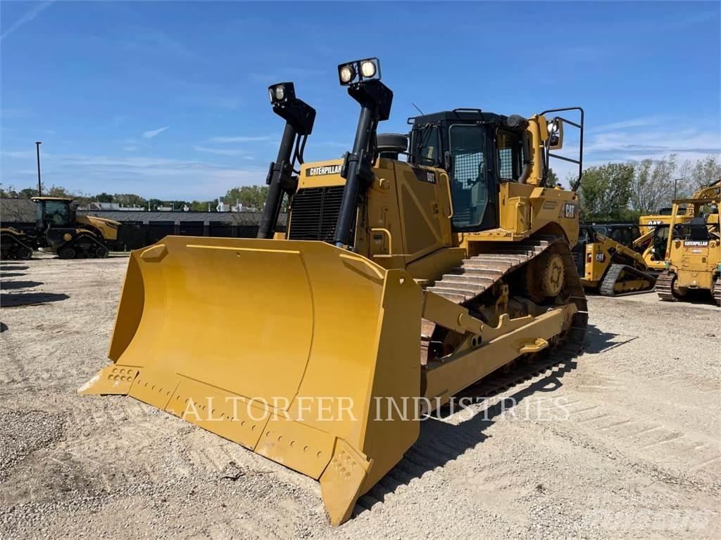 CAT D8T W Telaketjupuskutraktorit