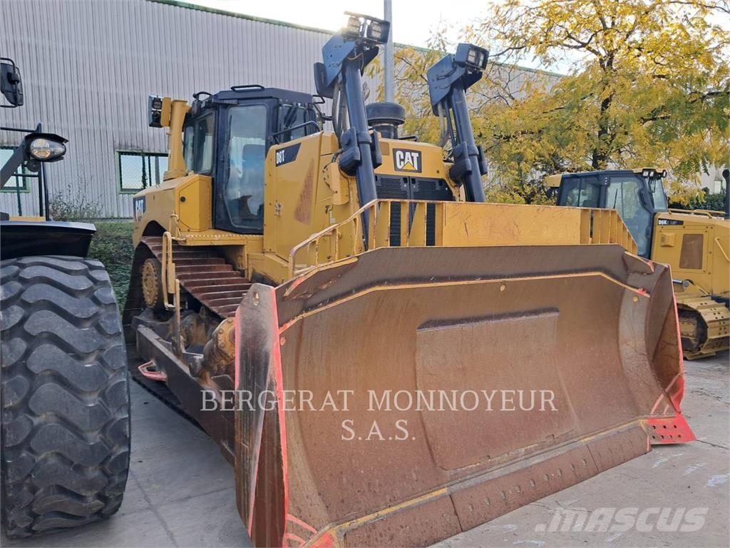 CAT D8T4F Telaketjupuskutraktorit