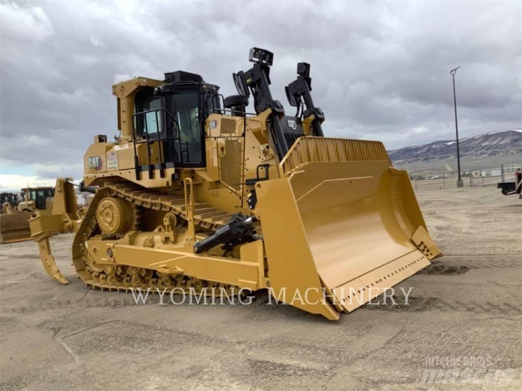 CAT D9 Telaketjupuskutraktorit