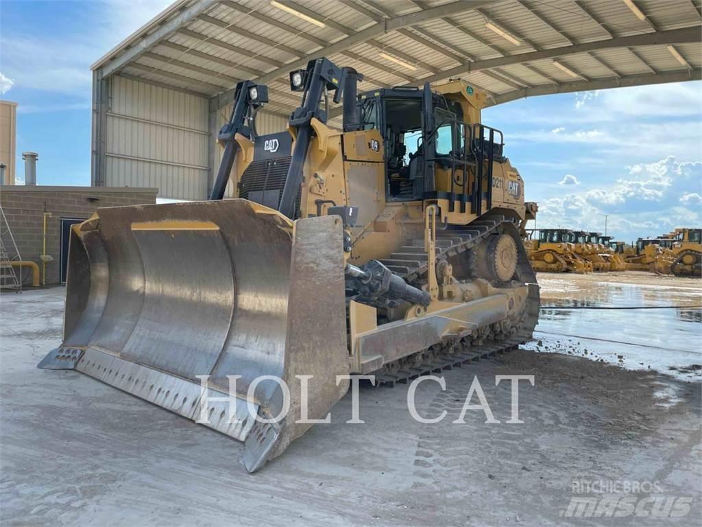 CAT D9 Telaketjupuskutraktorit