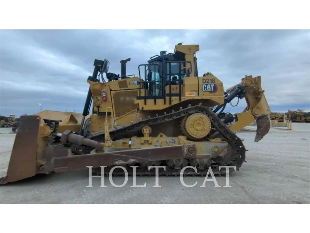 CAT D9 Telaketjupuskutraktorit