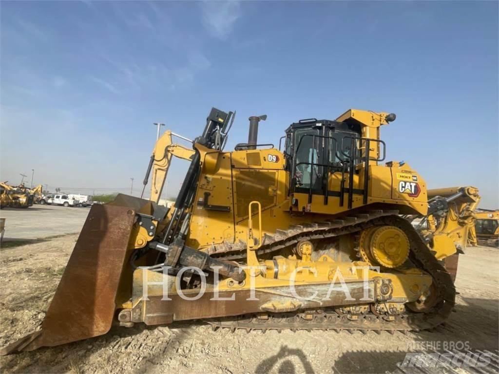 CAT D9 Telaketjupuskutraktorit