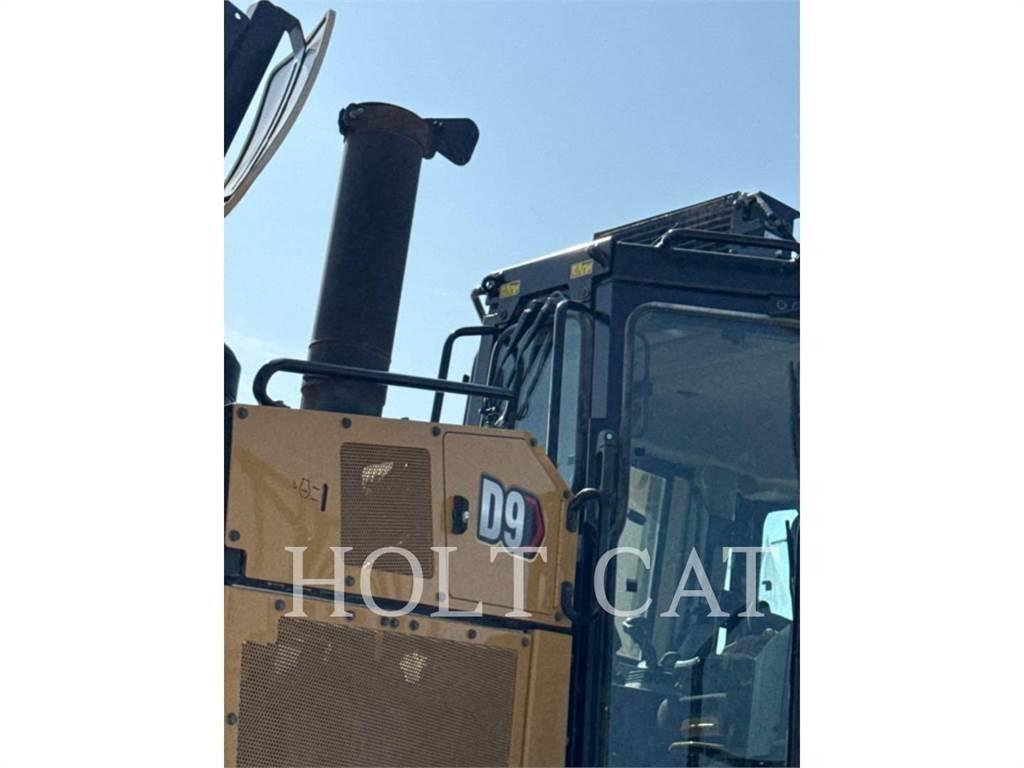 CAT D9 Telaketjupuskutraktorit