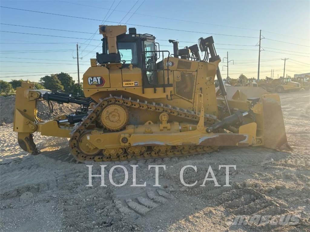 CAT D9 Telaketjupuskutraktorit