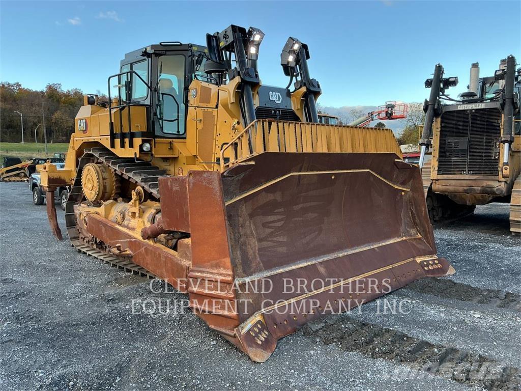 CAT D9 Telaketjupuskutraktorit