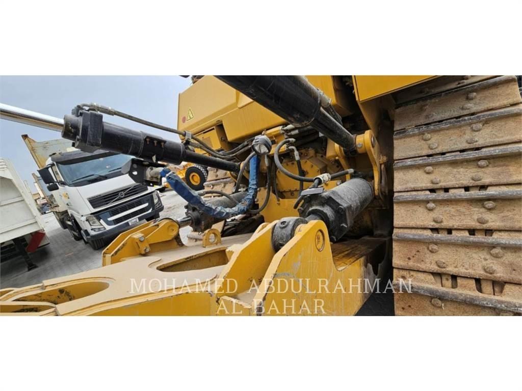 CAT D9R Telaketjupuskutraktorit