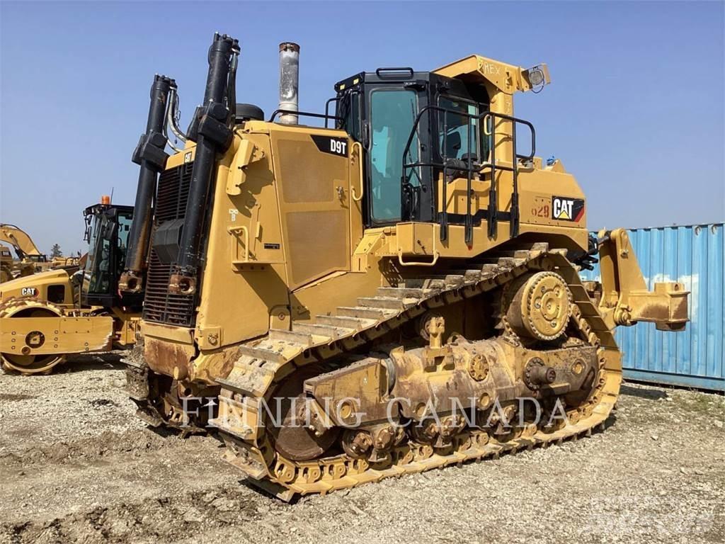 CAT D9T Telaketjupuskutraktorit