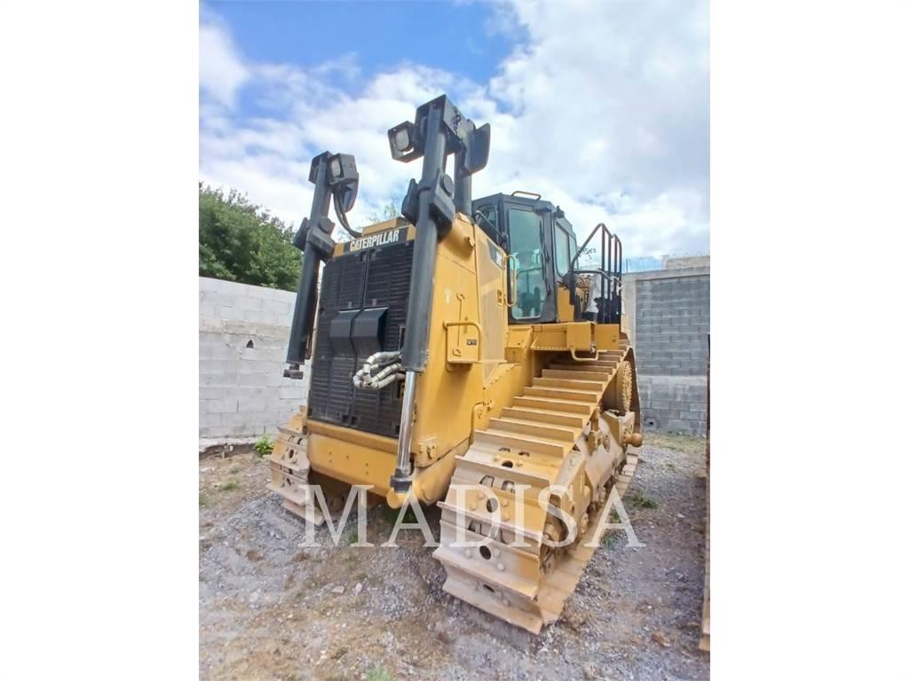 CAT D9T Telaketjupuskutraktorit