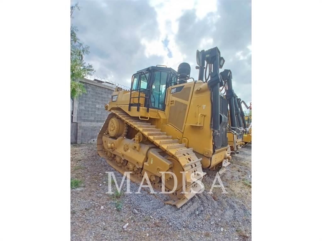 CAT D9T Telaketjupuskutraktorit