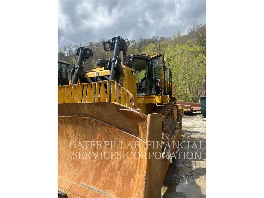 CAT D9T Telaketjupuskutraktorit