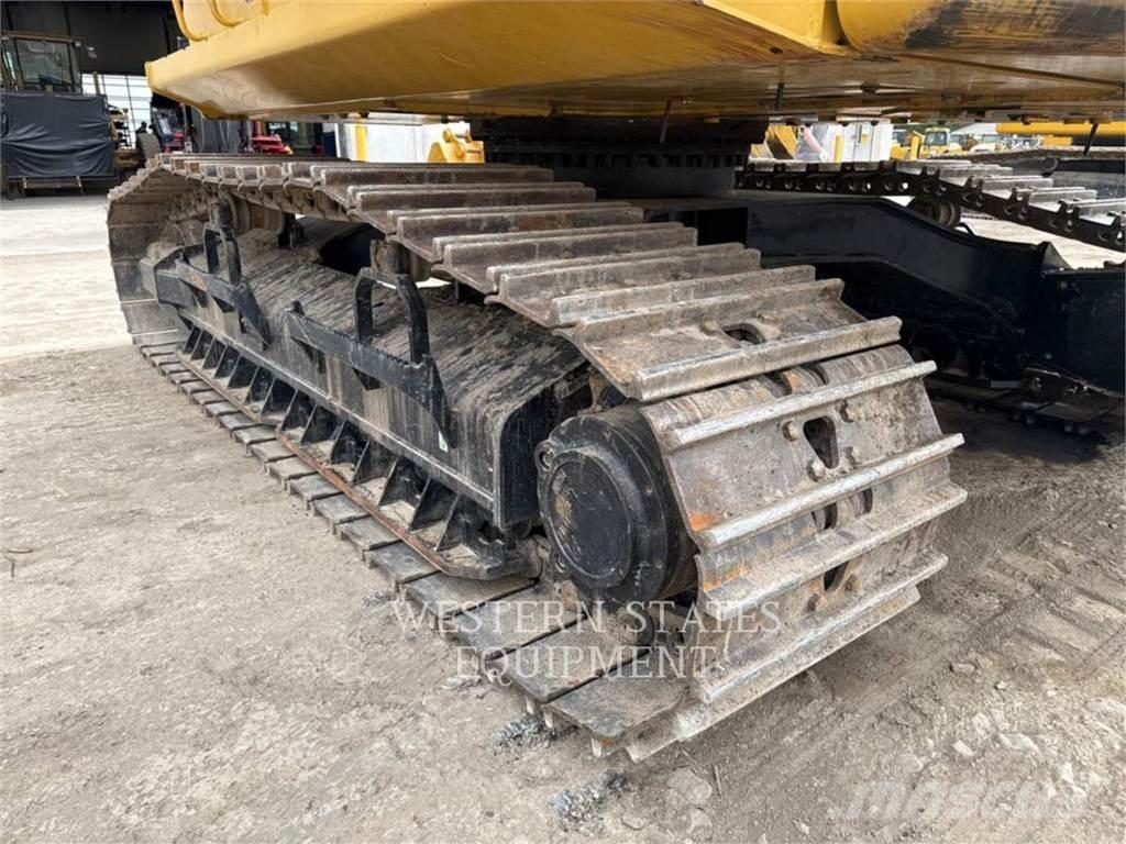 CAT FM538 Metsätraktorit