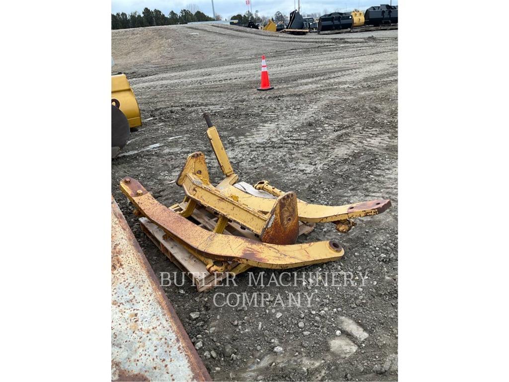 CAT FRONT SCARIFIER Repijät