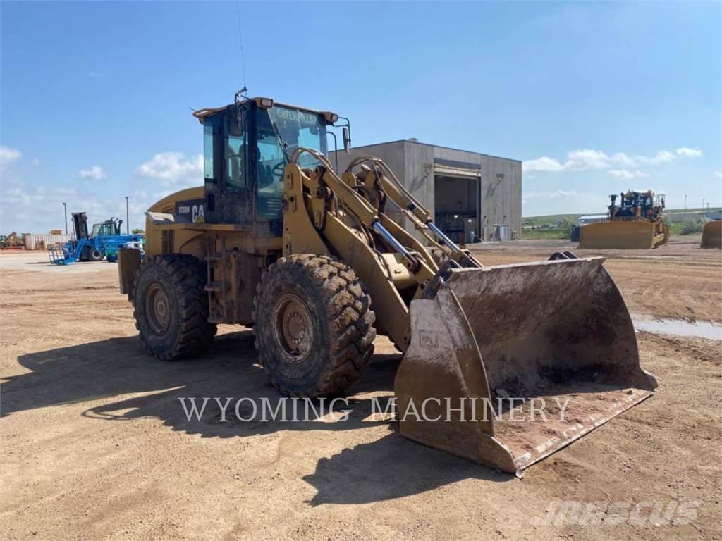 CAT IT38H Pyöräkuormaajat