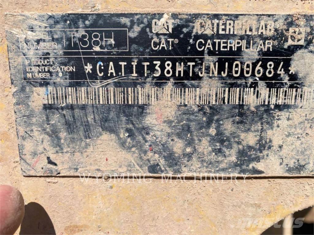 CAT IT38H Pyöräkuormaajat