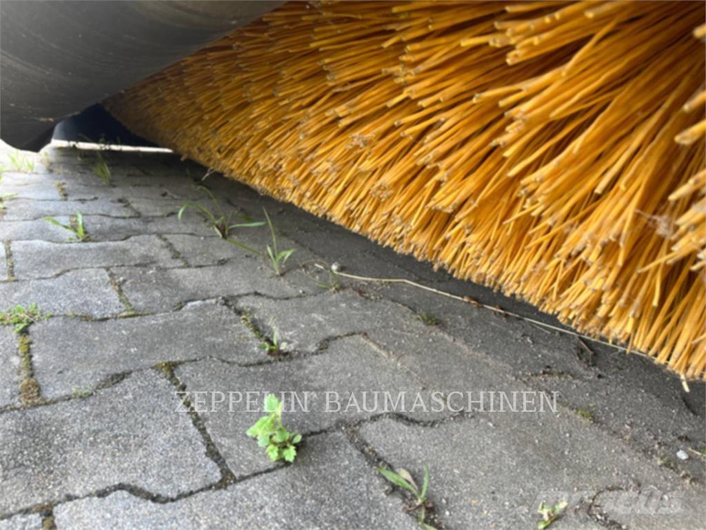 CAT KEHRMASCHINE BU118 Harjat / harjakauhat