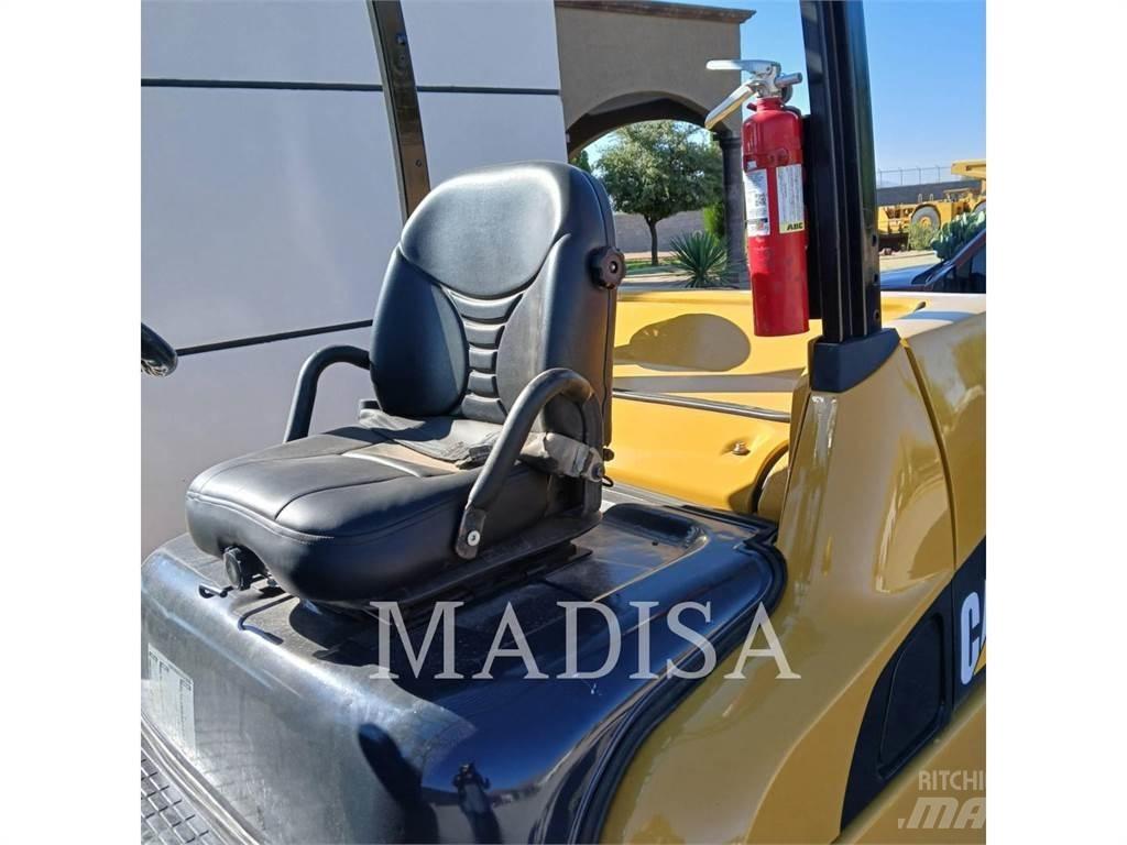 CAT LIFT TRUCKS DP50NM Dieseltrukit