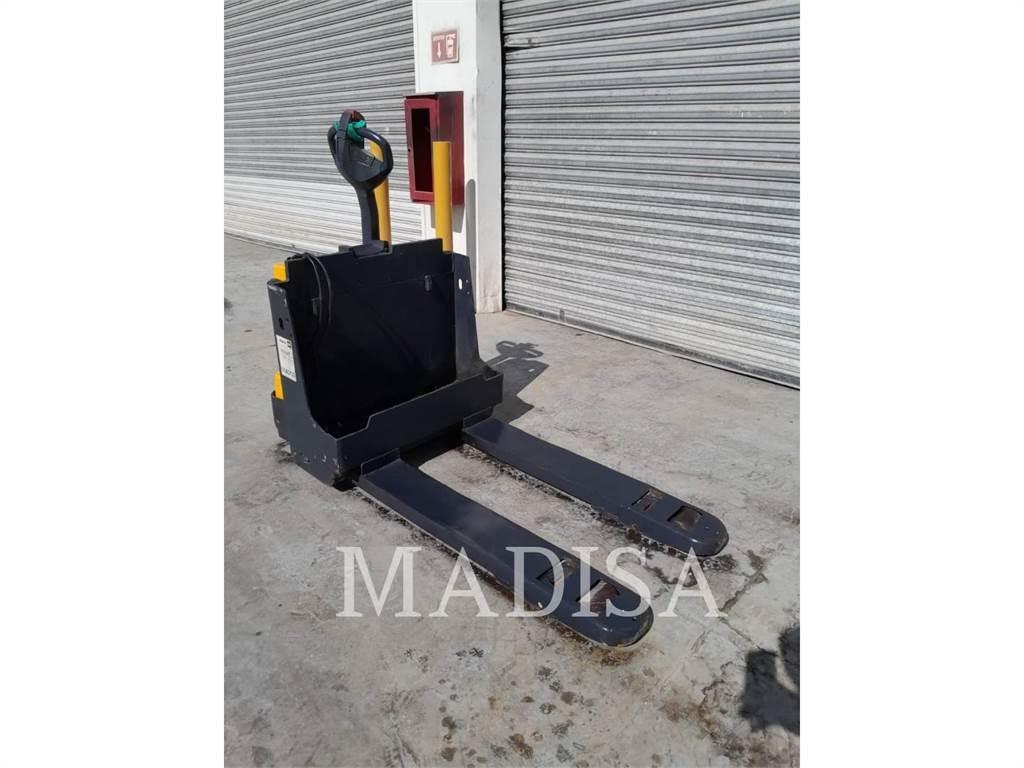 CAT LIFT TRUCKS EJE120E Golfautot