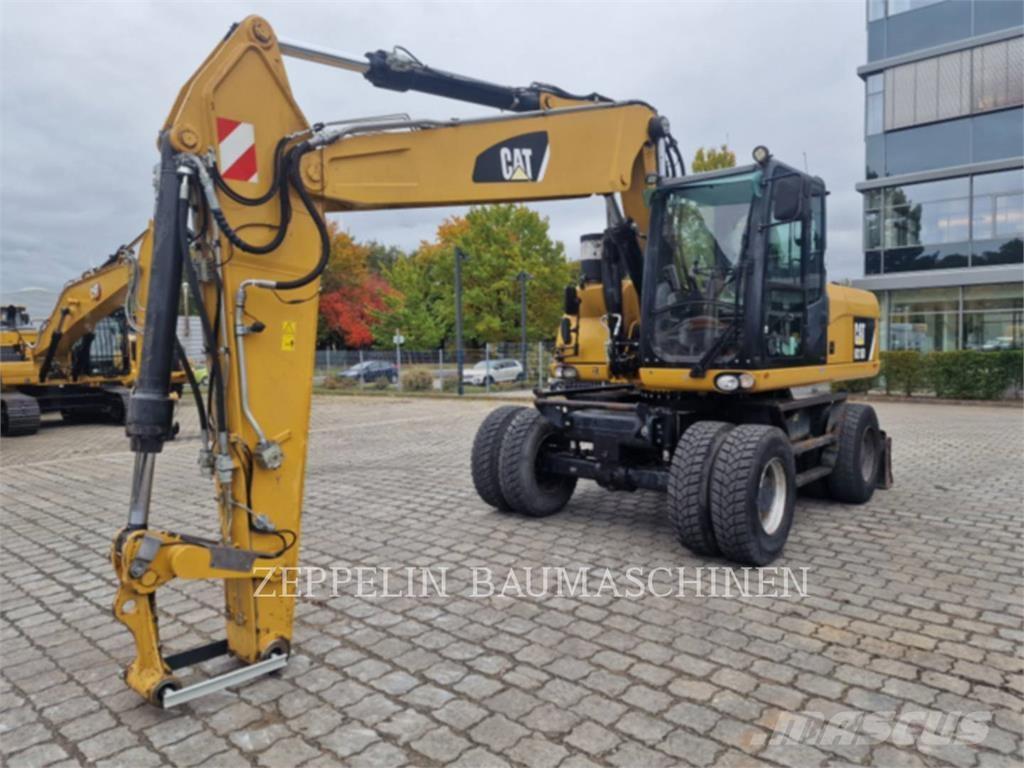 CAT M318D Pyöräkaivukoneet